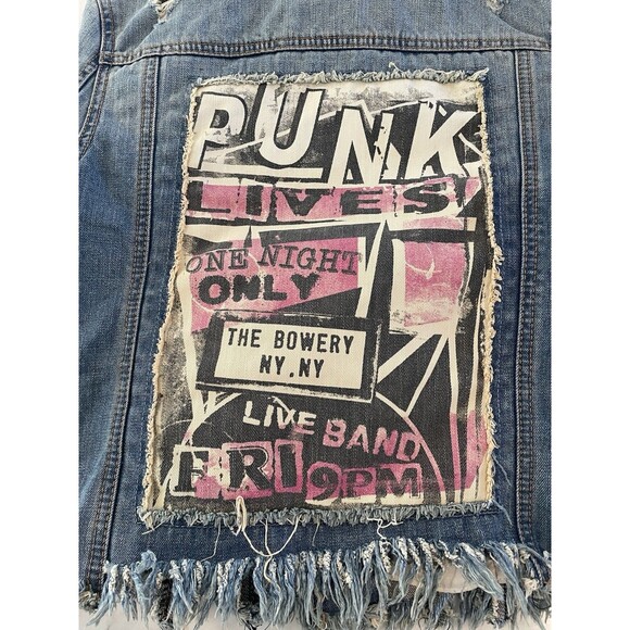 Bethany Mota Punk Lives The Bowery NY Edgy Streetwear Vintage Y2K - Picture 4 of 4